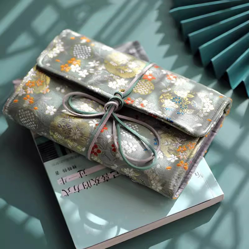 Beautiful Notebook for Girls C - Notebook Dotted A5 评论和价格